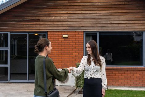 Photo of property in 41 Holdaway Street, Riversdale, Blenheim, 7201