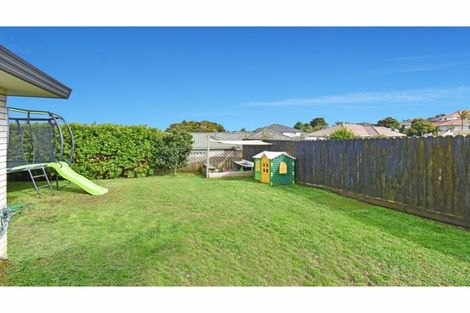 Photo of property in 8 Wairere Road, The Gardens, Auckland, 2105