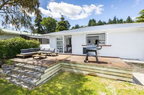 Photo of property in 9 Hillside Drive, Maoribank, Upper Hutt, 5018