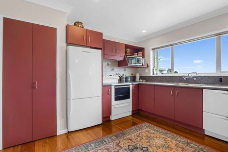 Photo of property in 30 Russell Crescent, Western Heights, Rotorua, 3015