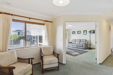 Photo of property in 111 Milne Drive, Paraparaumu, 5032