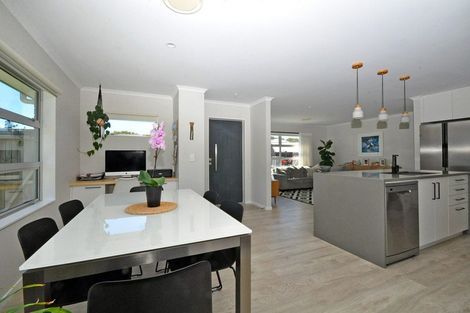 Photo of property in 9 Magnolia Lane, Kaukapakapa, Helensville, 0875