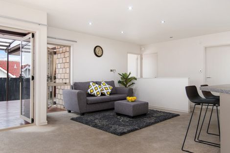 Photo of property in 9 Lochay Place, Pyes Pa, Tauranga, 3112