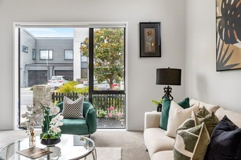 Photo of property in 17 Chaffinch Road, Hobsonville, Auckland, 0616