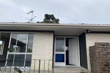 Photo of property in 1/106 Colwill Road, Massey, Auckland, 0614