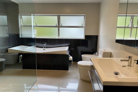 Photo of property in 295 Ngahere Park Road, Turitea, Palmerston North, 4472