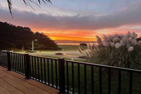 Photo of property in 8 Papakowhai Road, Papakowhai, Porirua, 5024