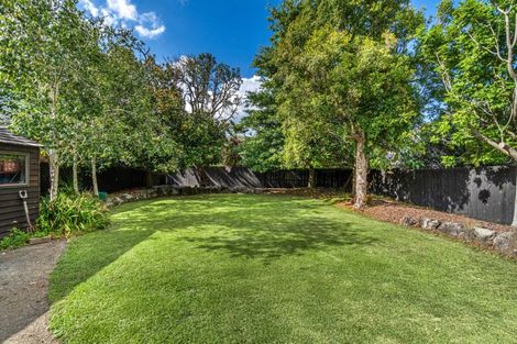 Photo of property in 6 Waterfront Road, Mangere Bridge, Auckland, 2022