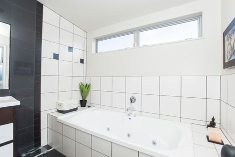 Photo of property in 14 Roger Street, Lytton West, Gisborne, 4010