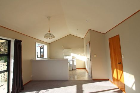 Photo of property in 22 Leven Street, South Hill, Oamaru, 9400