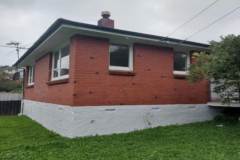 Photo of property in 28 Durham Street, Cannons Creek, Porirua, 5024