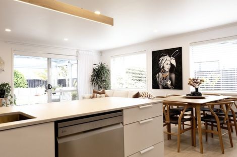 Photo of property in 5 Kihi Place, Ruakaka, 0116