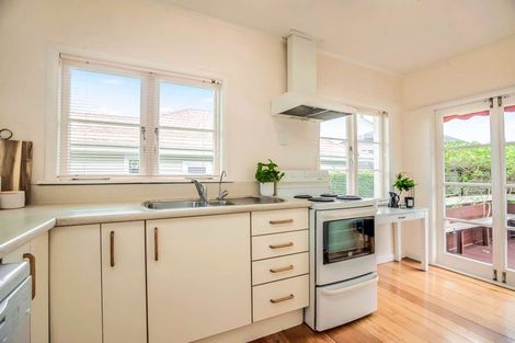 Photo of property in 7 Temple Street, Meadowbank, Auckland, 1072