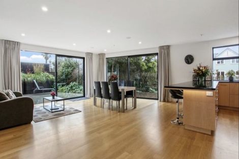 Photo of property in 80c Clyde Road, Ilam, Christchurch, 8041