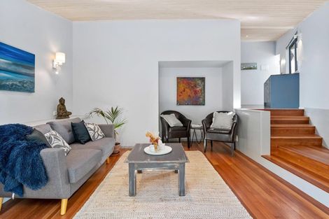 Photo of property in 70b Grand Vue Road, Kawaha Point, Rotorua, 3010