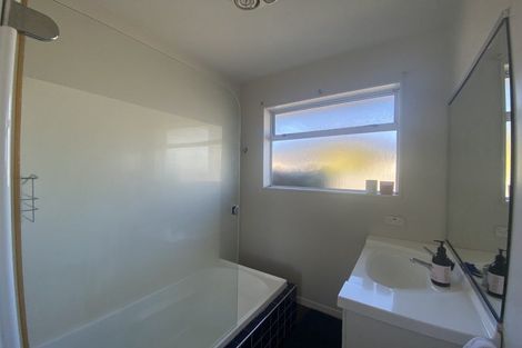 Photo of property in 12 Niagara Street, Wainoni, Christchurch, 8061