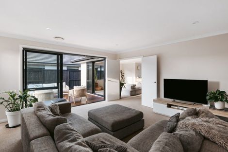 Photo of property in 112 Coast Boulevard, Papamoa Beach, Papamoa, 3118