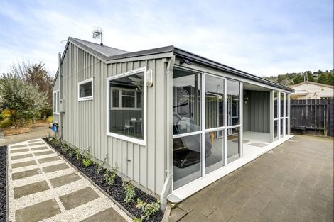 Photo of property in 24 Church Road, Taradale, Napier, 4112