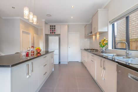 Photo of property in 14 Aster Place, Flat Bush, Auckland, 2019