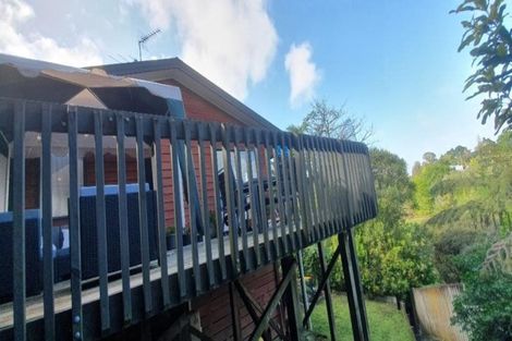 Photo of property in 2/9 Jay Court, Botany Downs, Auckland, 2010