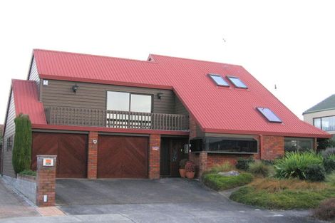 Photo of property in 32 Arcus Street, St Andrews, Hamilton, 3200