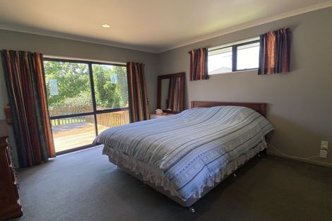 Photo of property in 96 Rototuna Road, Rototuna, Hamilton, 3210