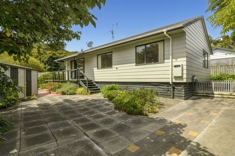 Photo of property in 90 Esmeralda Street, Welcome Bay, Tauranga, 3112