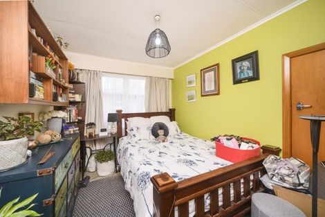 Photo of property in 24 Pembroke Street, Highbury, Palmerston North, 4412