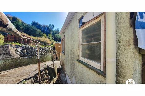 Photo of property in 102 Glen Road, The Glen, Dunedin, 9011