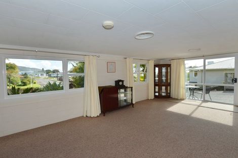 Photo of property in 14 Cambridge Street, Te Kamo, Whangarei, 0112