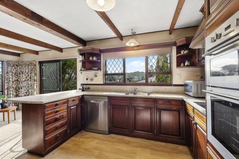 Photo of property in 196 Saint Andrews Road, Plimmerton, Porirua, 5026