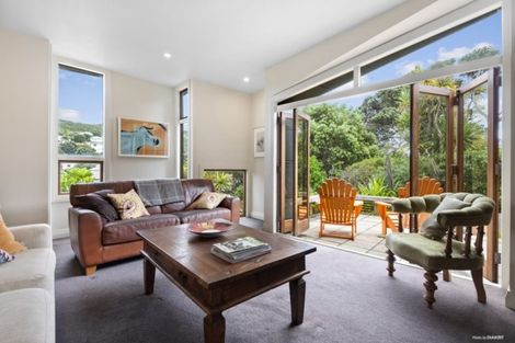 Photo of property in 87 Clyde Street, Island Bay, Wellington, 6023