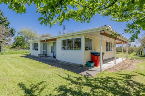 Photo of property in 501 Arapaepae Road, Ohau, Levin, 5570