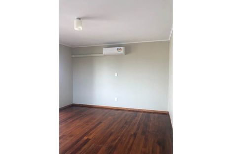 Photo of property in 3/3 Felton Mathew Avenue, St Johns, Auckland, 1072