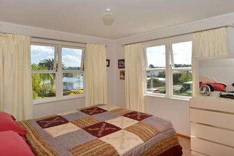 Photo of property in 14 Cambridge Street, Te Kamo, Whangarei, 0112