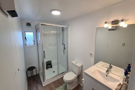 Photo of property in 18 Commins Road, Onerahi, Whangarei, 0110