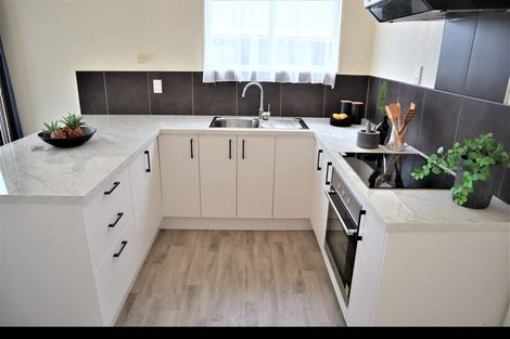 Photo of property in 70 Langley Avenue, Milson, Palmerston North, 4414