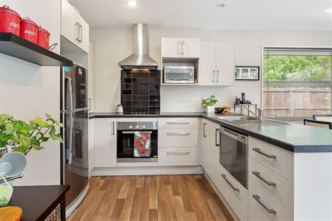 Photo of property in 31c Harris Crescent, Papanui, Christchurch, 8053