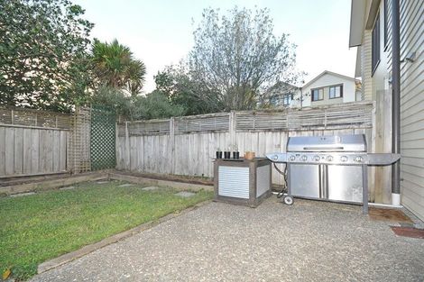 Photo of property in 39/11 The Avenue, Albany, Auckland, 0632