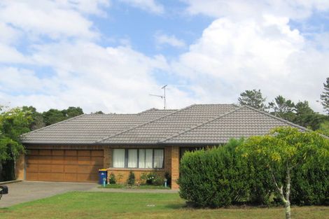 Photo of property in 9 Buncrana Place, Pinehill, Auckland, 0632