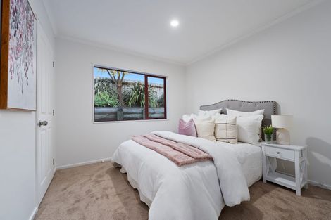 Photo of property in 3 Fleetwood Drive, Henderson, Auckland, 0612