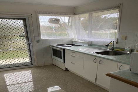 Photo of property in 1/22 La Perouse Street, Botany Downs, Auckland, 2010