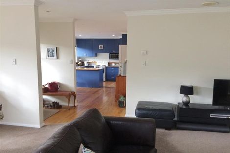 Photo of property in 51 Pukatea Street, Eastbourne, Lower Hutt, 5013