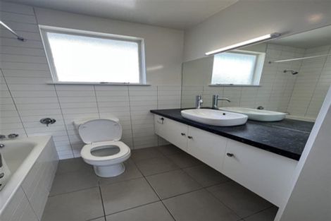 Photo of property in 5/544 Barbadoes Street, Edgeware, Christchurch, 8013