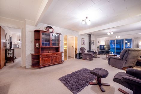Photo of property in 10 Leewood Place, Pakuranga Heights, Auckland, 2010