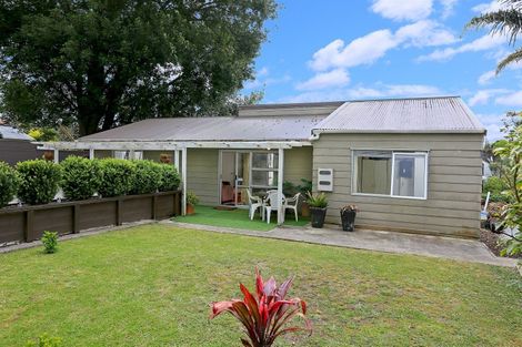 Photo of property in 1/3185 Great North Road, New Lynn, Auckland, 0600