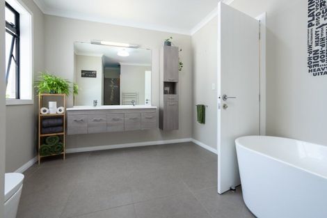 Photo of property in 66 Devine Road, Tamahere, Hamilton, 3283