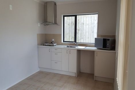 Photo of property in 45j Brandon Road, Glen Eden, Auckland, 0602