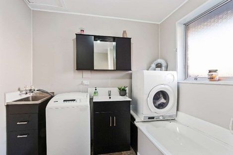 Photo of property in 1/716 Ferry Road, Woolston, Christchurch, 8023