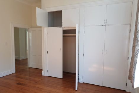 Photo of property in 78 Raroa Road, Kelburn, Wellington, 6012